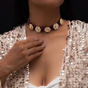 A Symphony of Elegance: Jadau Pachchi Kundan & Natural Bead Necklace