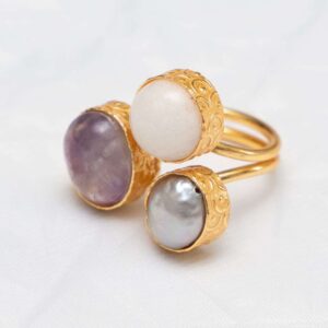 Enchanting Tri-Stone Ring: Amethyst, Rainbow Moonstone, and Labavorite