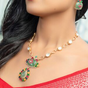 Meena Pachi Kundan Meenakari Gemstone Set: Experience Traditional Artistry