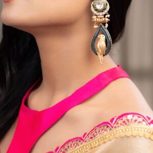 Golden Parrot Kundan Jhumka: A Touch of Whimsical Elegance