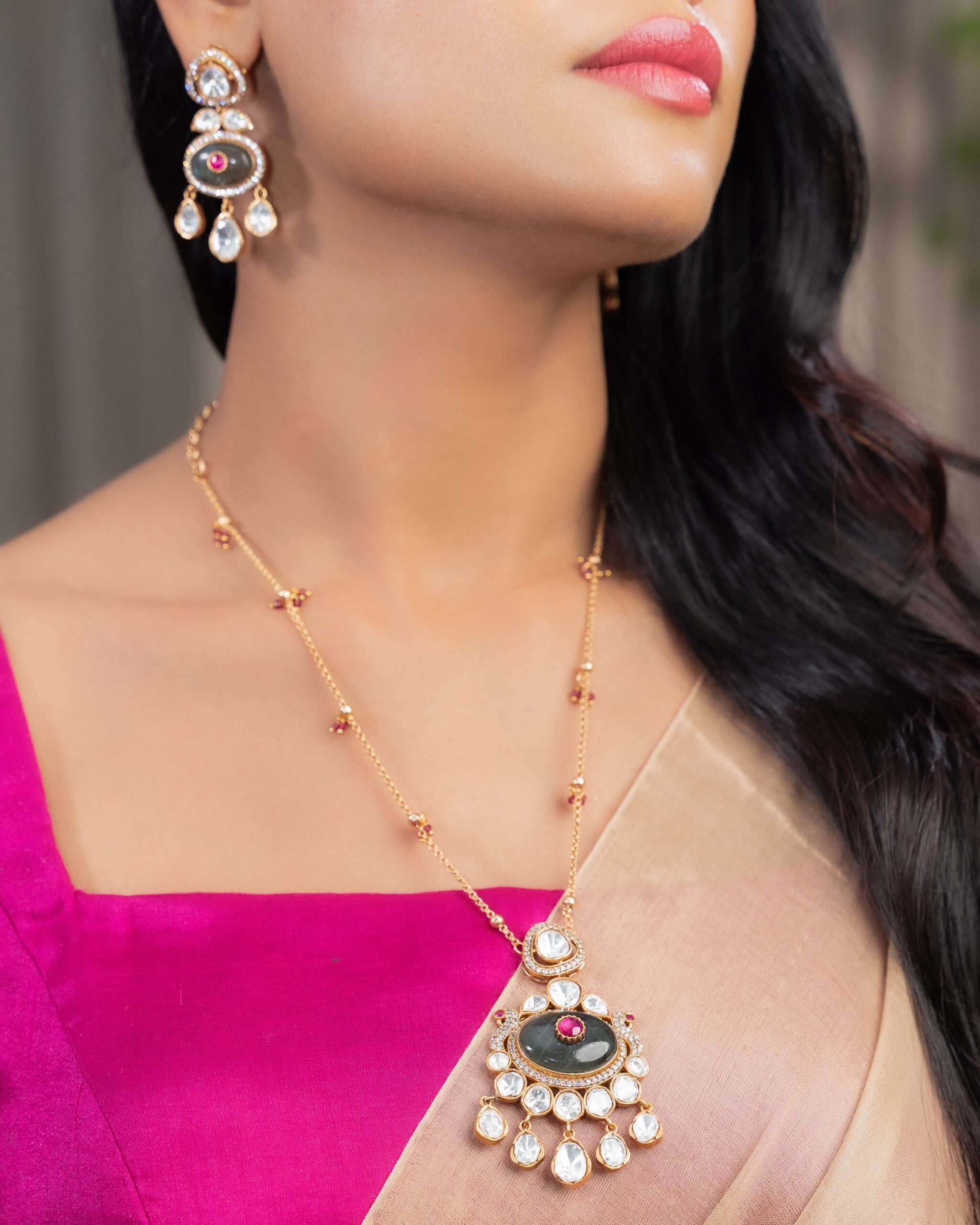 Pushpa Kundan Set: A Blossoming of Beauty