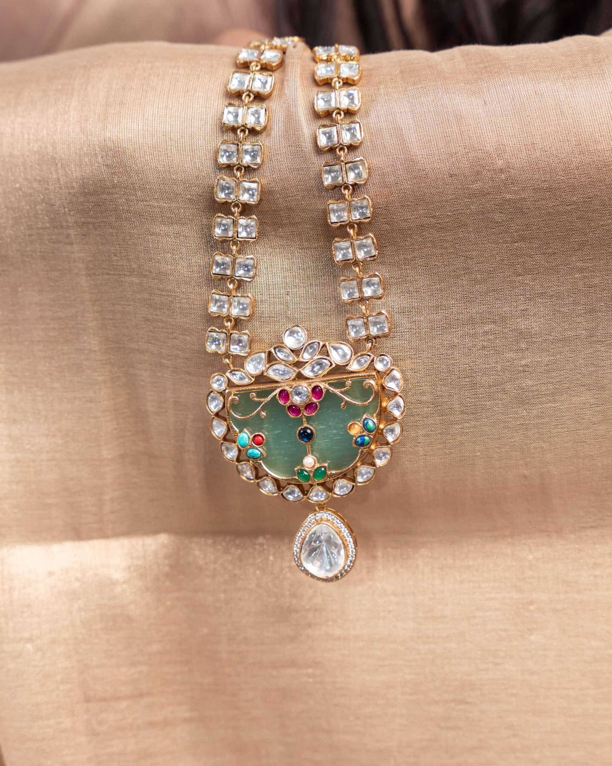Chahat Kundan Necklace Set: Where Tradition Meets Desire - Image 6