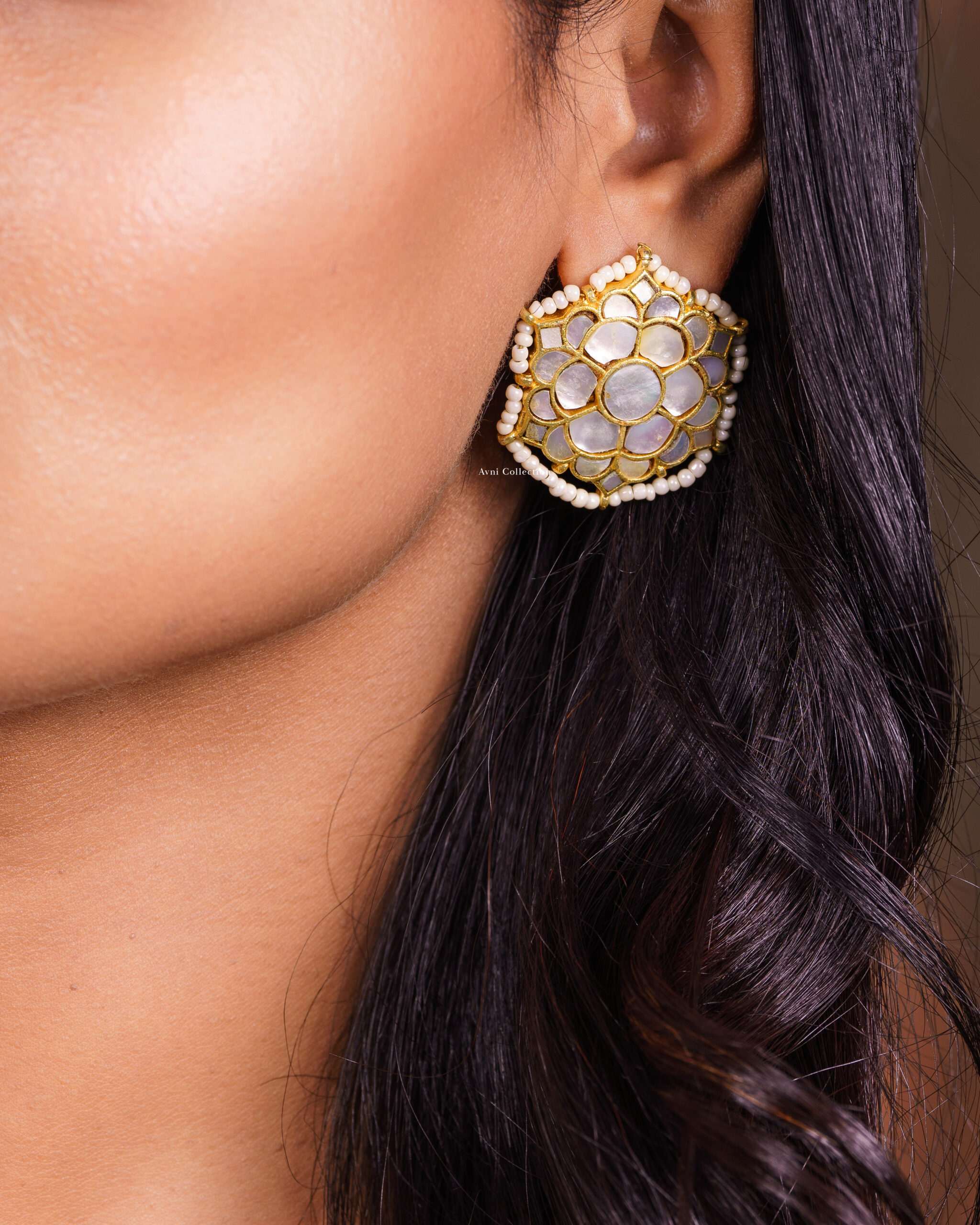Aarvi: The Hexagon Mother of Pearl Earrings